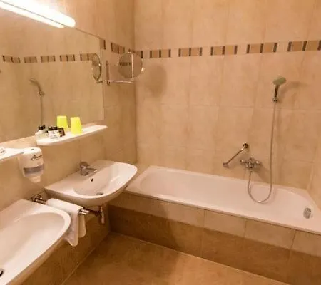 Typ B Fuer 2 Bis 4 Apartament *